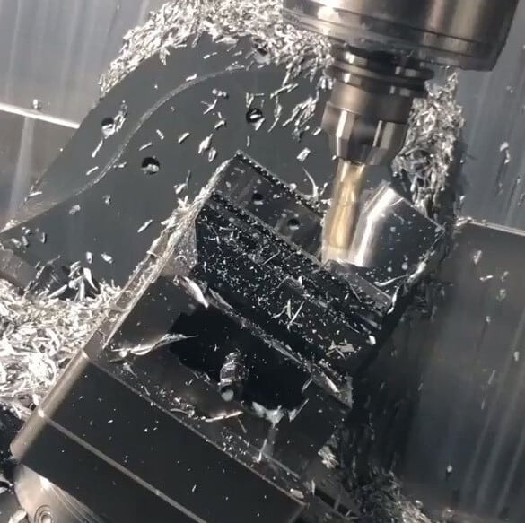 Prototipagem CNC 7 Usinagem CNC de 5 Eixos