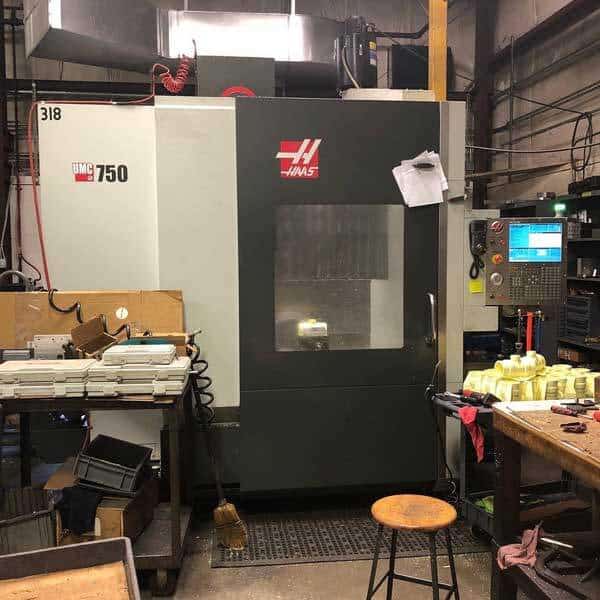 Productie van medische hulpmiddelen 4 HAAS-750-CNC-machine