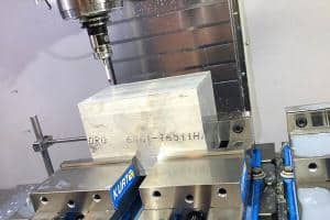 serviço de manufatura cnc