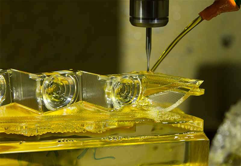 The Complete Guide of CNC Machining Acrylic 8 Cooling liquid CNC Machining Acrylic