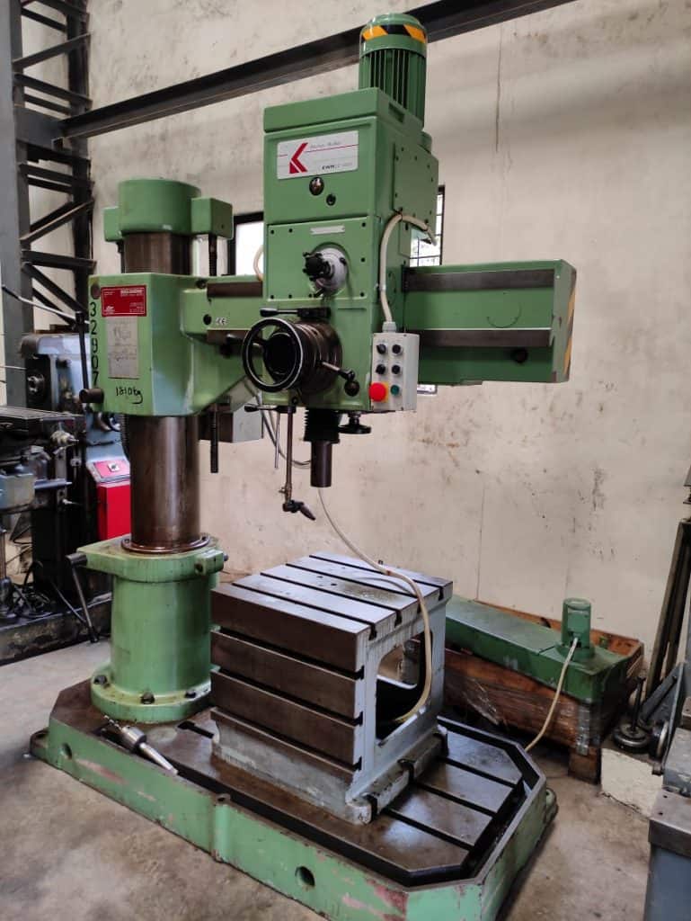 What conditions should a competitive CNC machining shop have? 8 Dilling machine