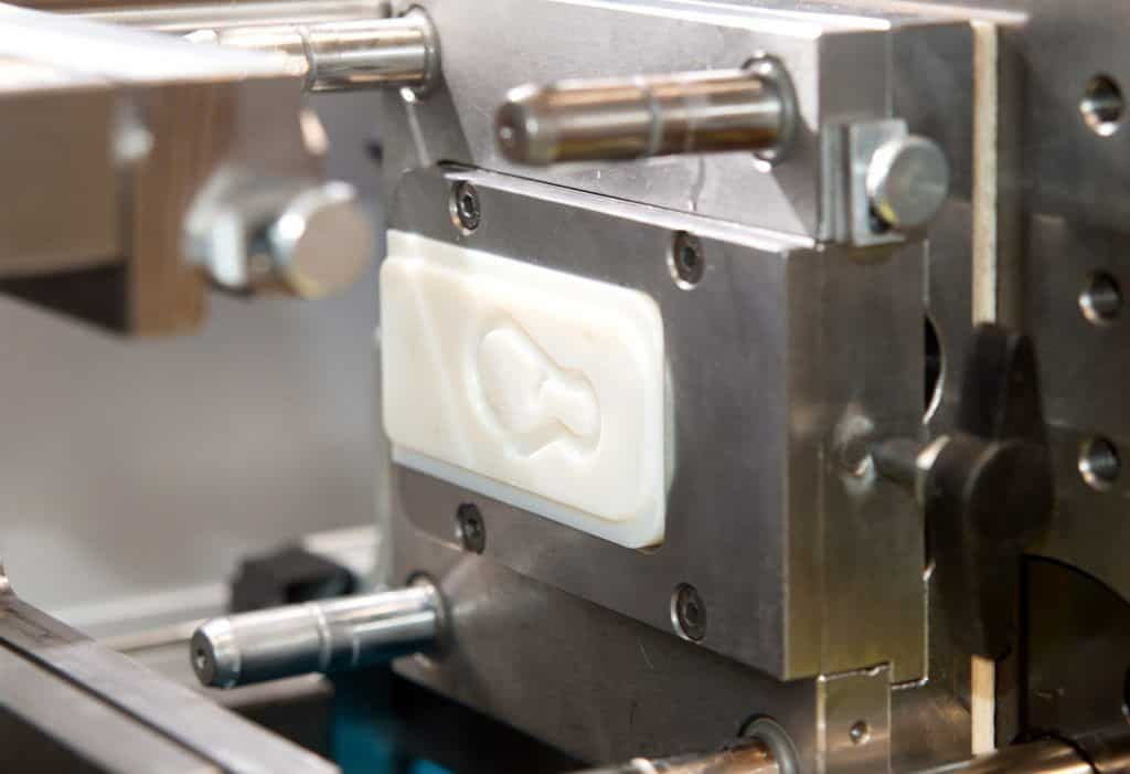 Let's Learn About Aluminum Injection Molding 3 rapid tooling services