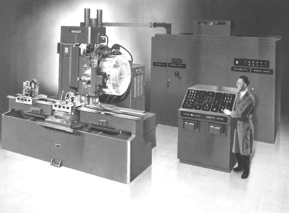 What is CNC Machining and How does CNC machining work? 1 CNC machining history