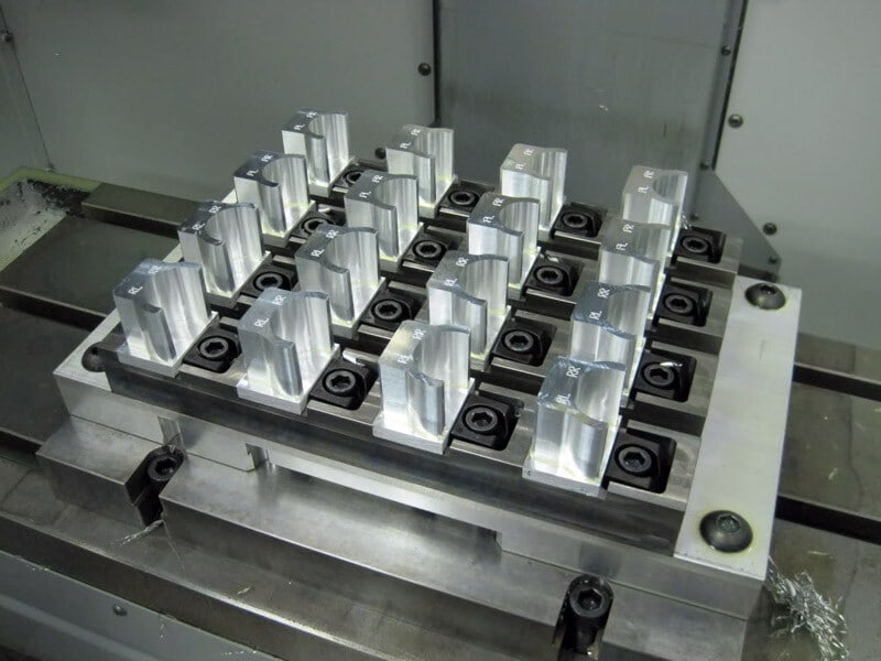 CNC machining clamping workpiece