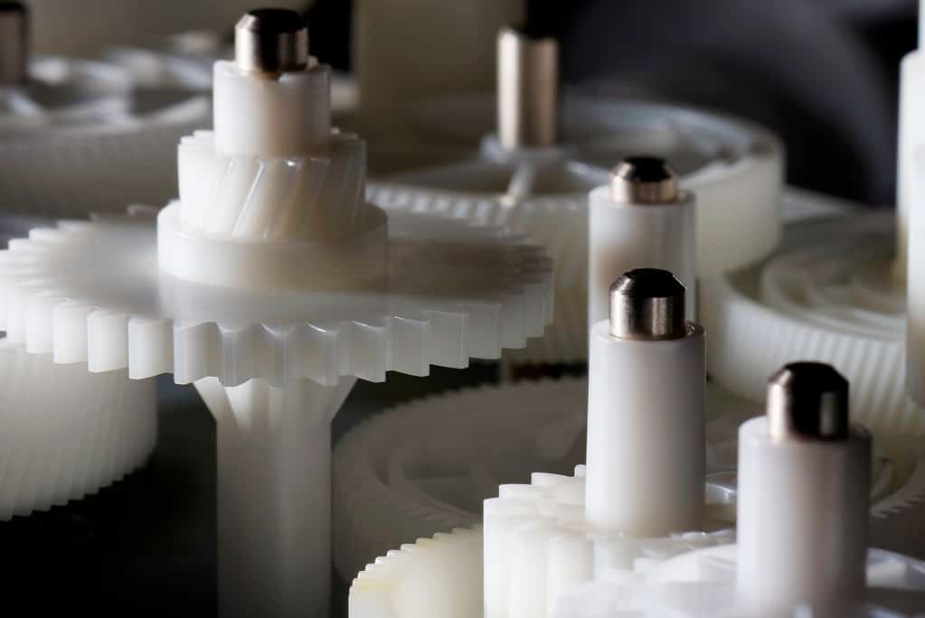 Material guide for manufacturing plastic prototypes 10 POM MATERIAL