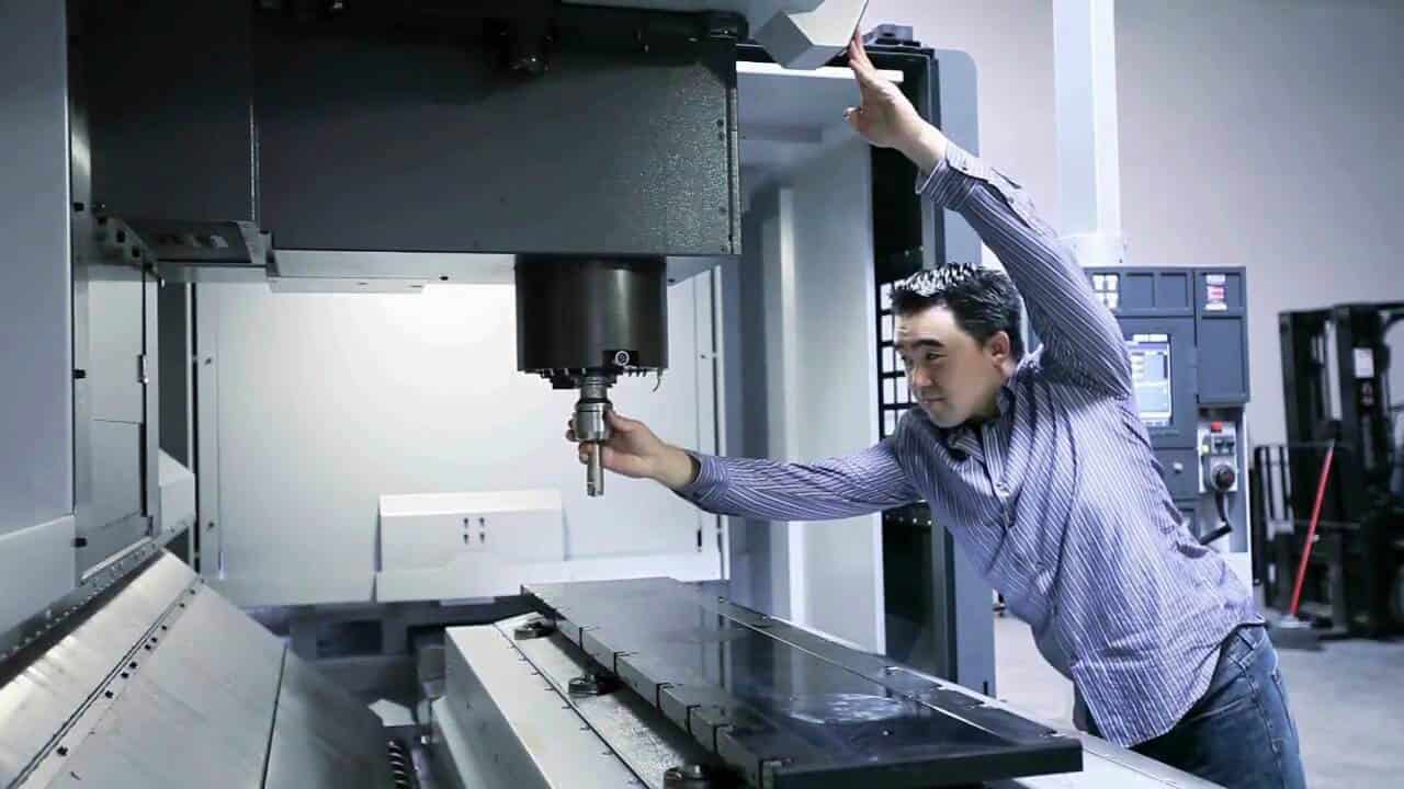 Talking about some operating experience of CNC machining center