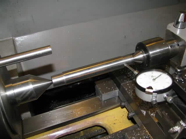 Talking about some operating experience of CNC machining center 5 correcting and aligning workpieces